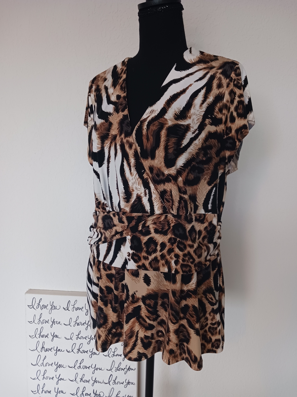 Preston & York Animal Print  V- neck Wrap Top Sz L EUC